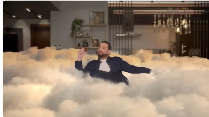 Luppo’nun Yeni Kampanya Yüzü Enis Arıkan Oldu: Eğlenceli Reklam Filmi Yayında