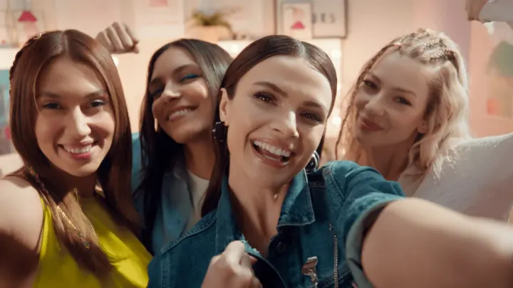 Molped ve Sinem Ünsal İş Birliğinden Yeni Reklam Filmi