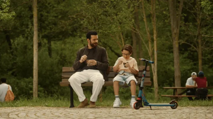 Barış Arduç, OAKBERRY’nin Yeni Reklam Filminin Yüzü Oldu