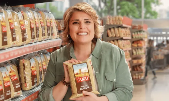 Refika Birgül, Duru Bulgur Reklam Filminde: “Lezzet Doğru Ürün Seçimiyle Başlar”