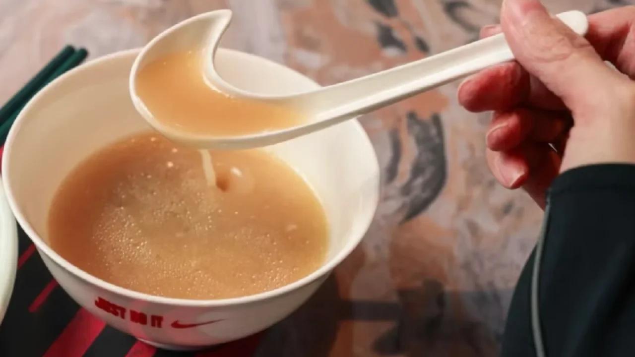 Nike, Çin’de Çorbacı Açarak Yerel Tüketicilere Sıcak Bir Deneyim Sunuyor