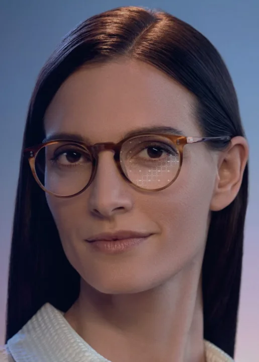 En İyi Gözlük Camı Markası: Essilor