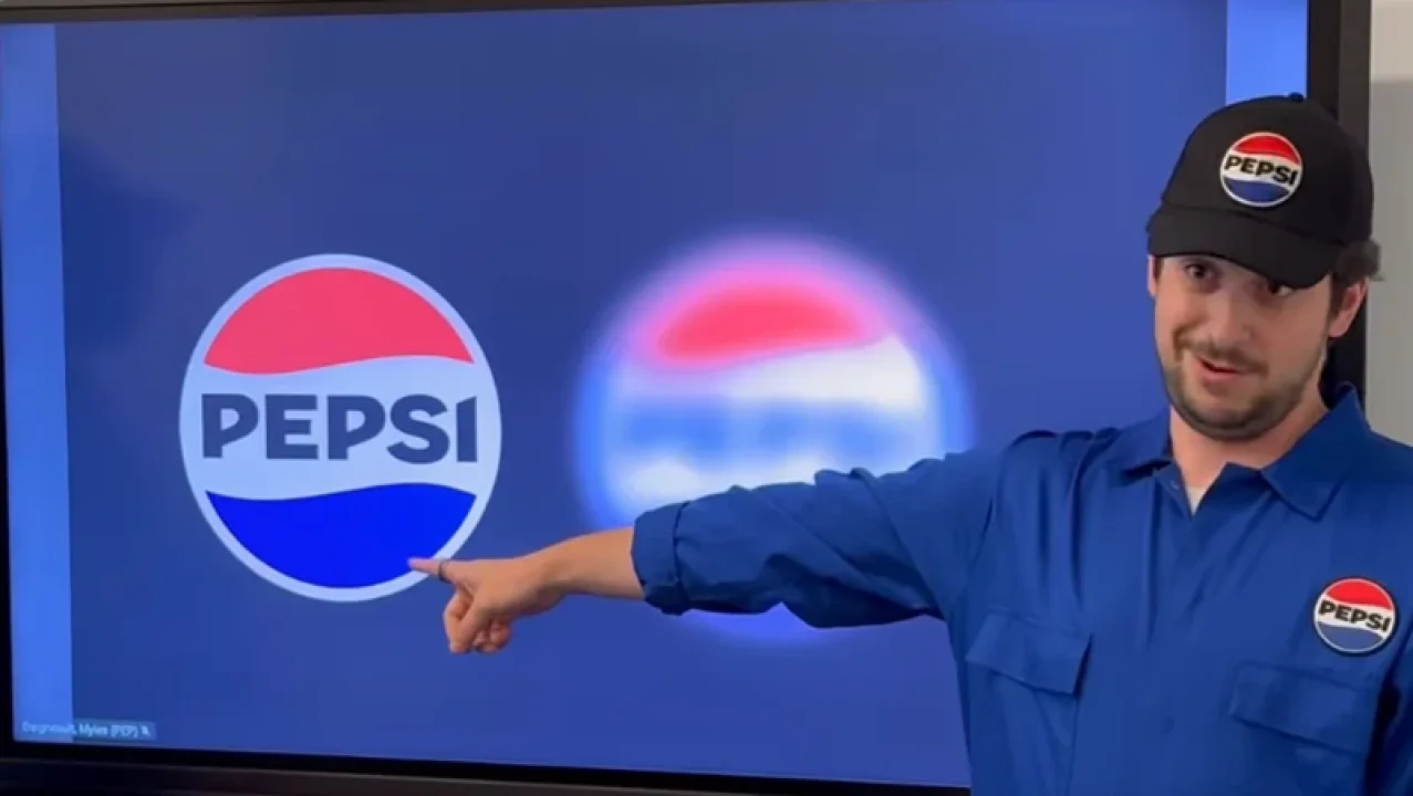 Pepsi'den Coca-Cola'ya Mizahi Gönderme: 